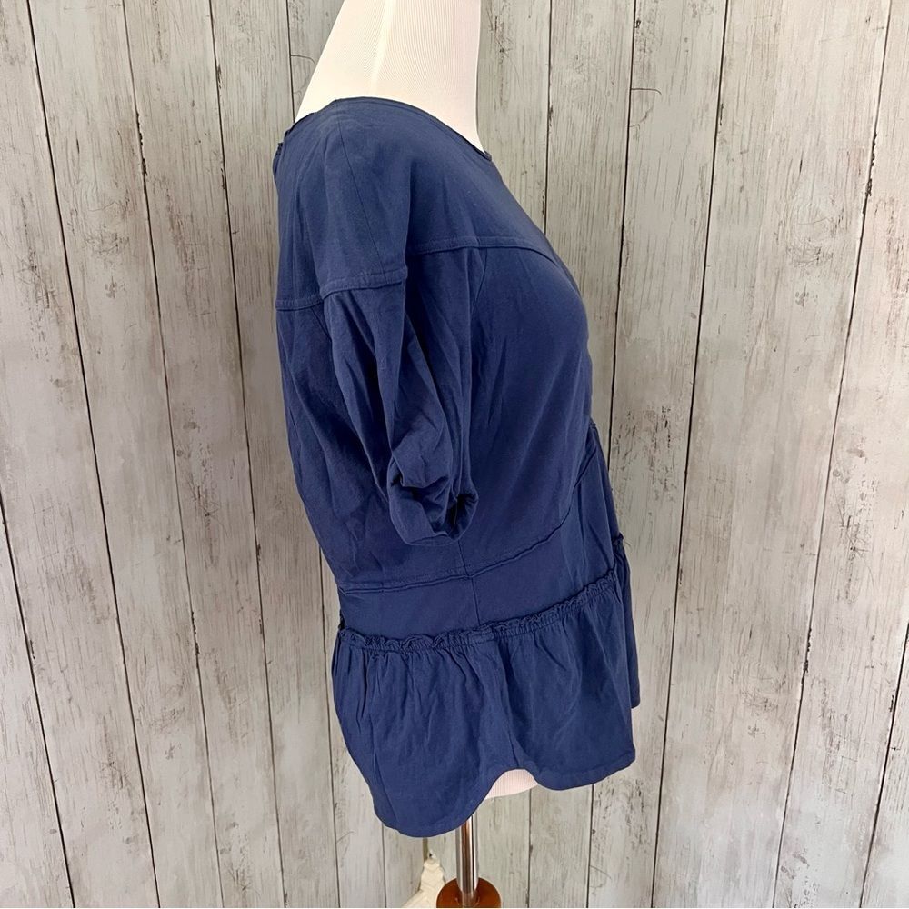 Sundance Ruched Top M2 - Picture 2 of 5